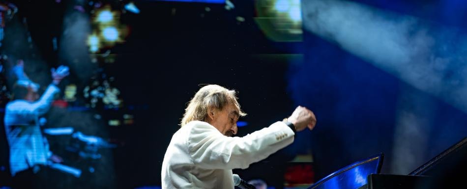 “Di Blasio & Friends 3”, canciones emblemáticas y voces dominicanas junto a El Piano de América