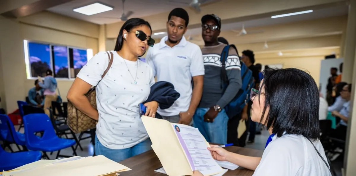 IDAC realiza feria de empleos para aeropuerto de Cabo Rojo