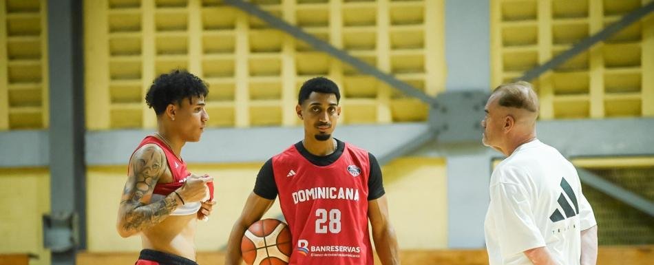 ¿Quiénes se pondrán los tenis de Andrés y Jean?