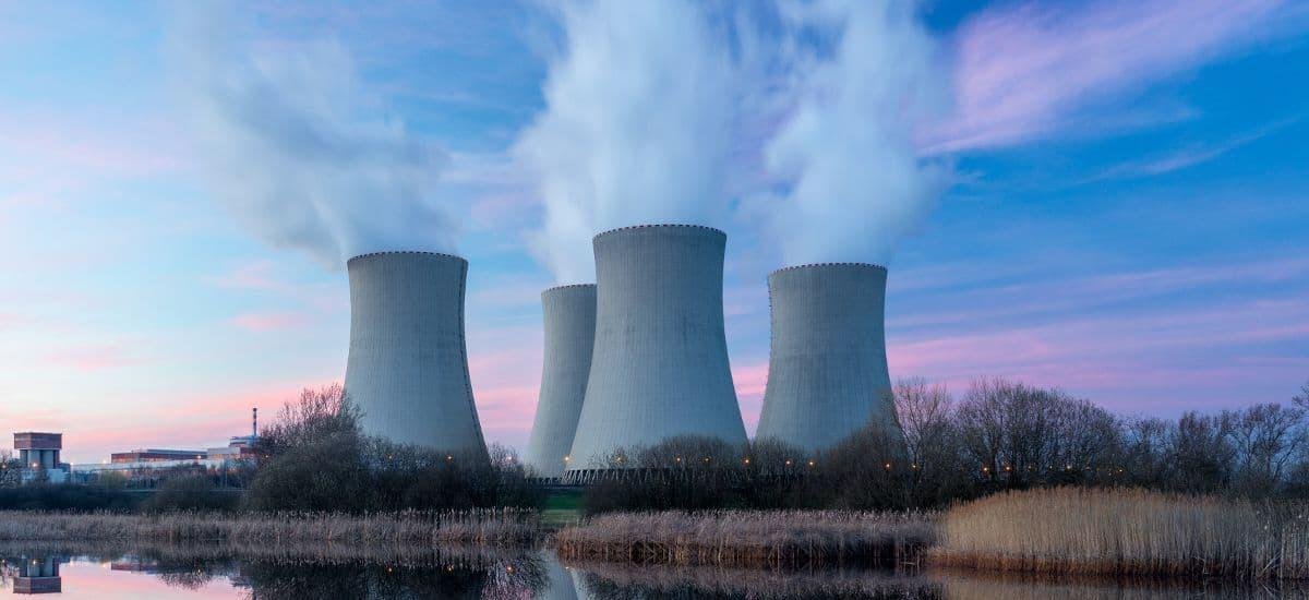 Organizan cumbre en París para promover energía nuclear como una solución a la descarbonización