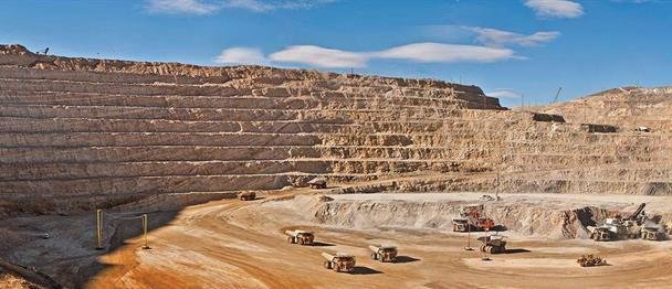 La minería como pilar estratégico: El oro brilla en el presupuesto de 2026
