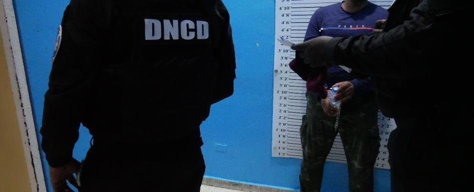 Estados Unidos extradita dominicano perseguido por matar a un hombre en Jarabacoa en 2021