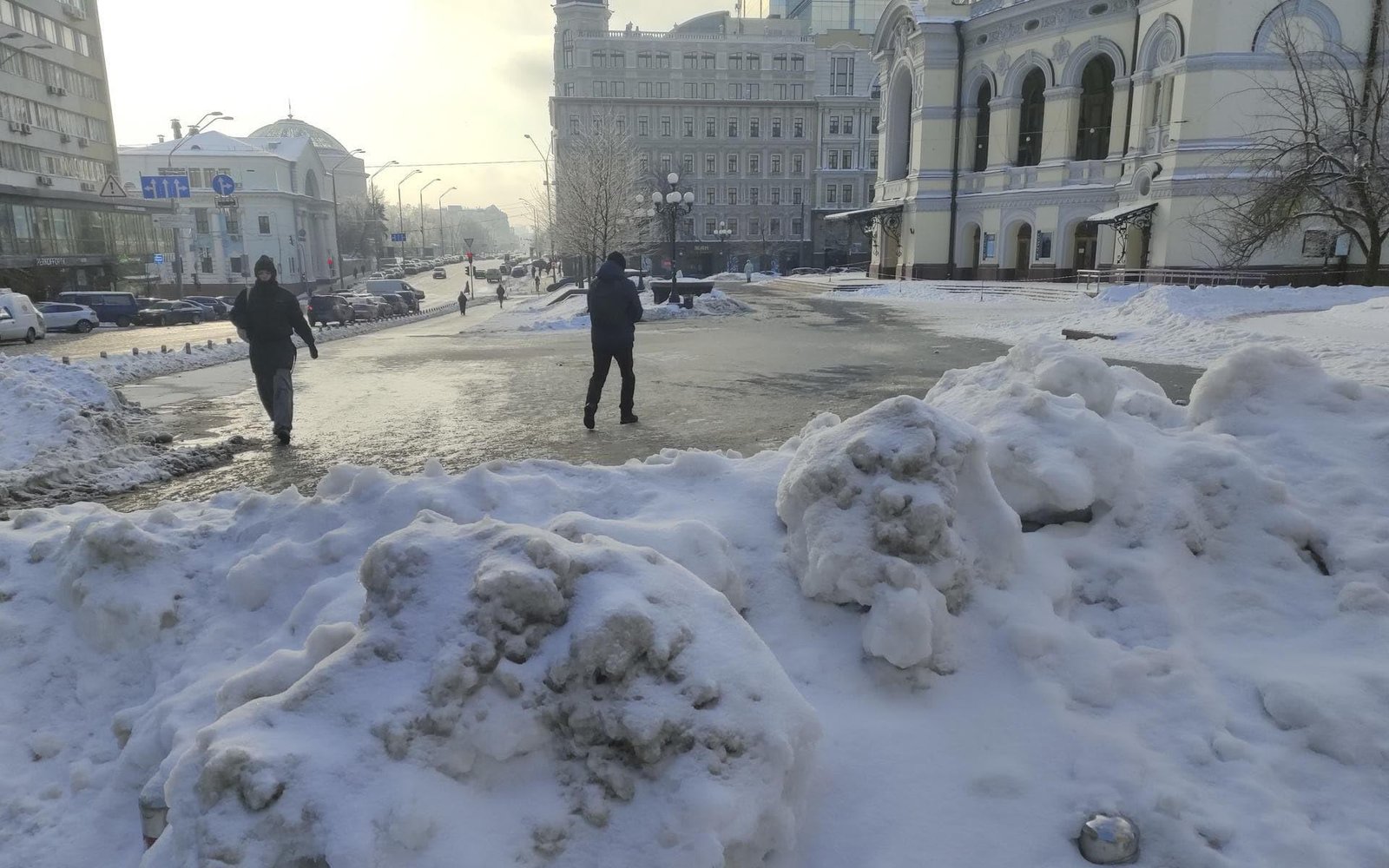 Un 70 % de Kiev está sin electricidad tras el último ataque ruso al sistema energético