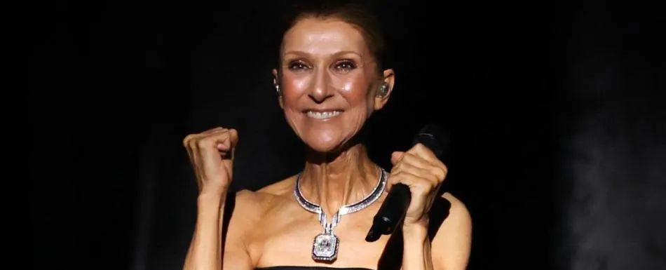 Céline Dion regresa triunfal y emocionada al escenario en París