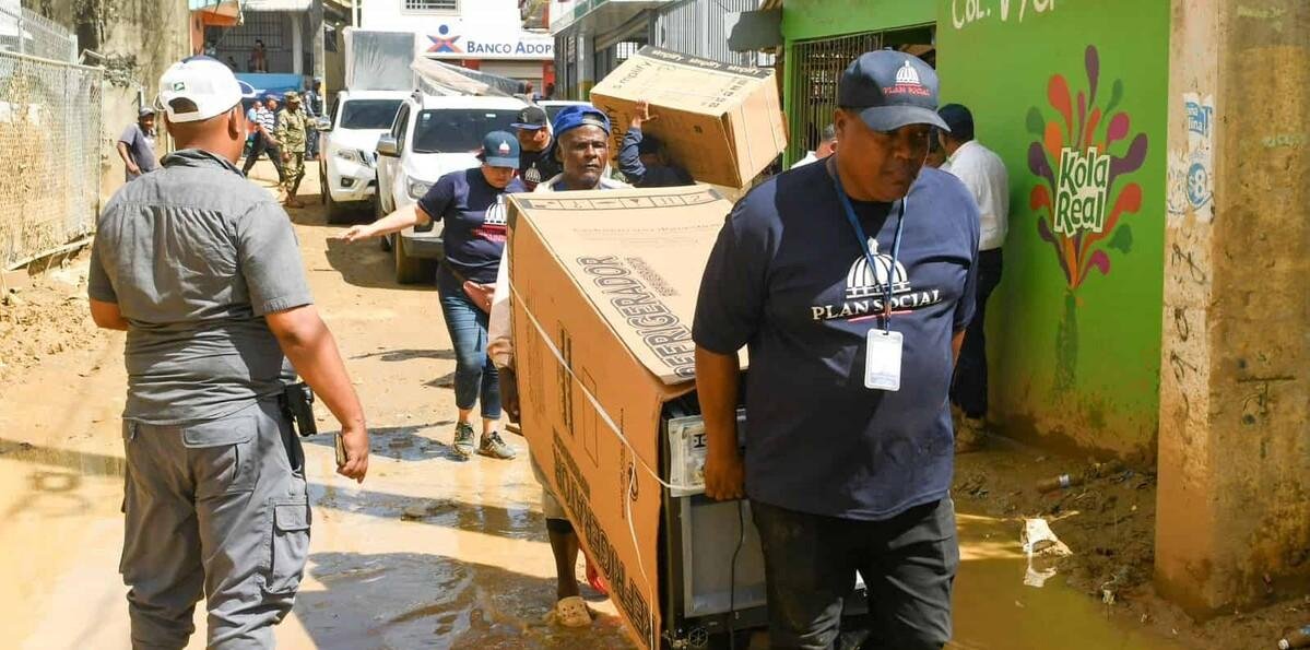 DASAC implementa en Gaspar Hernández segunda fase del protocolo y entrega enseres del hogar