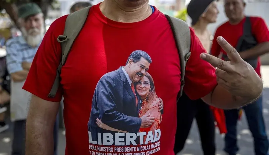 Chavistas rechazan presencia de EEUU; exigen liberen a Maduro