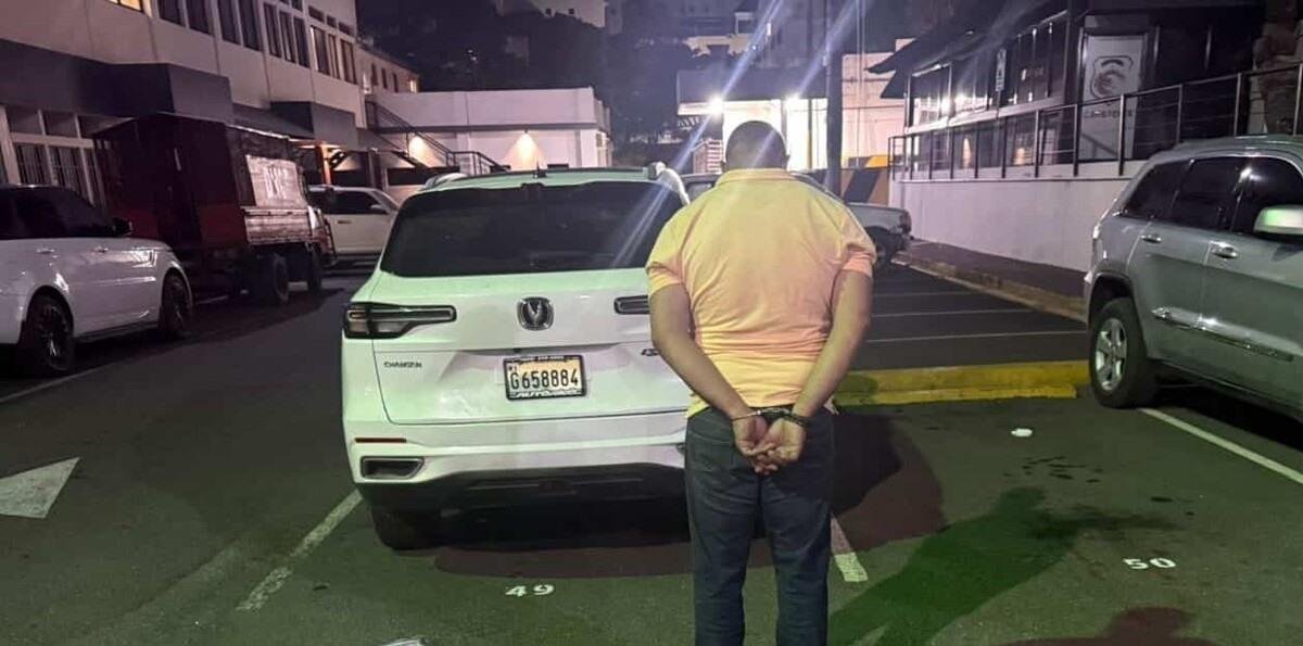 Incautan cinco paquetes de drogas y arrestan a un hombre en Boca Chica