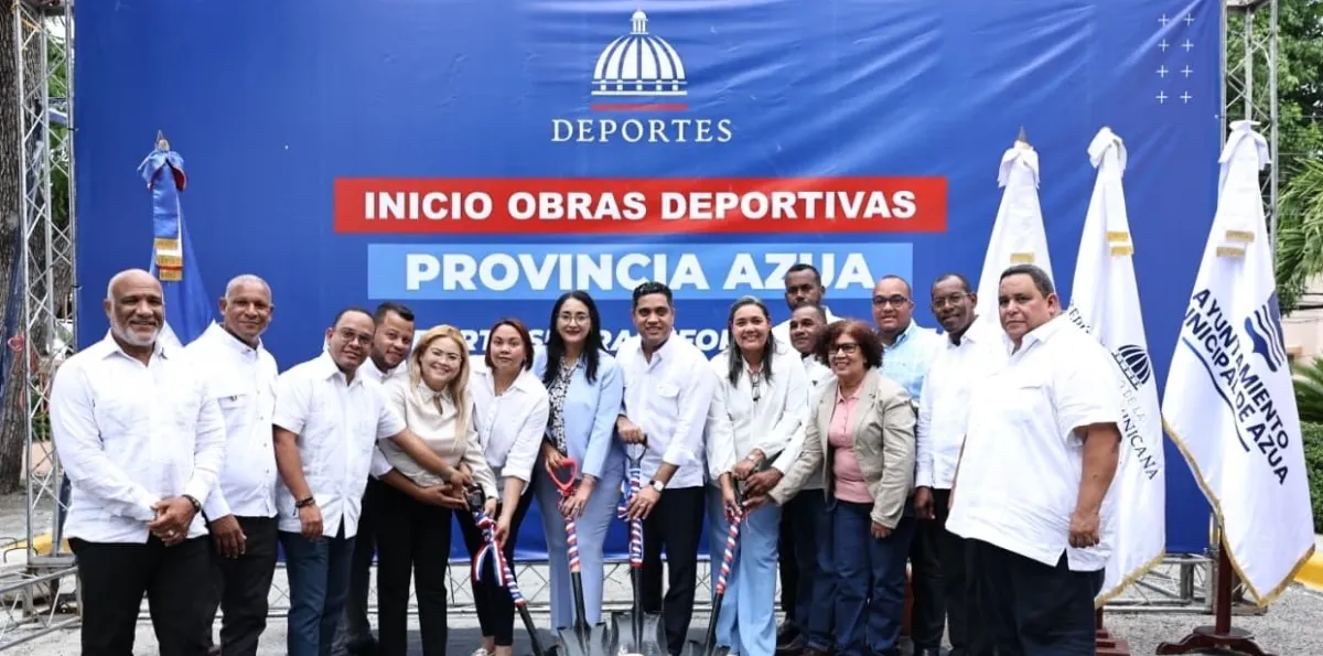 Kelvin Cruz anuncia cinco techados provincia de Azua