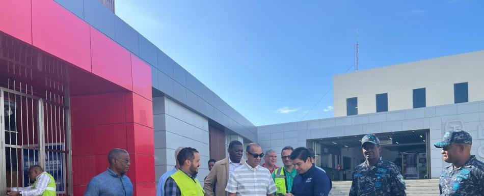 Gobierno asegura Línea 2C del Metro está lista para ser inaugurada el próximo martes