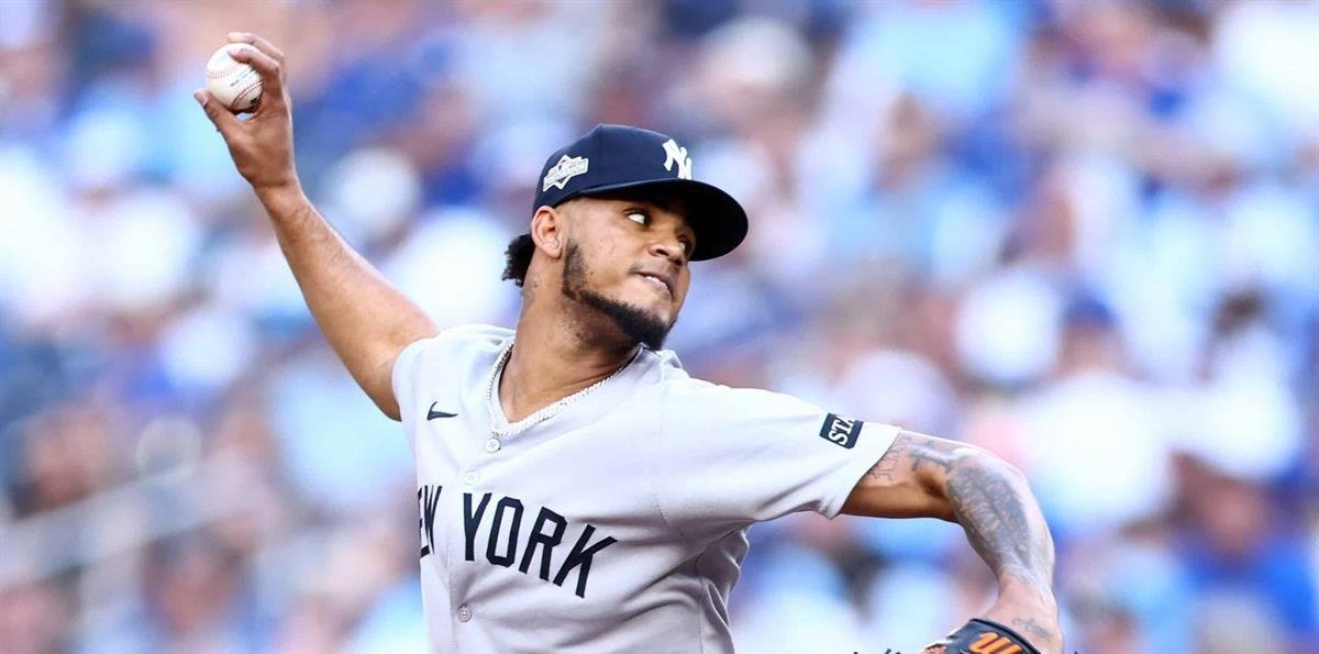 Camilo Doval se incorpora a la escuadra dominicana del Clásico Mundial