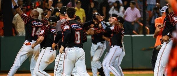 Fin de la agonía: Toros, del sótano por cuatro temporadas a jugar la serie final ante Escogido