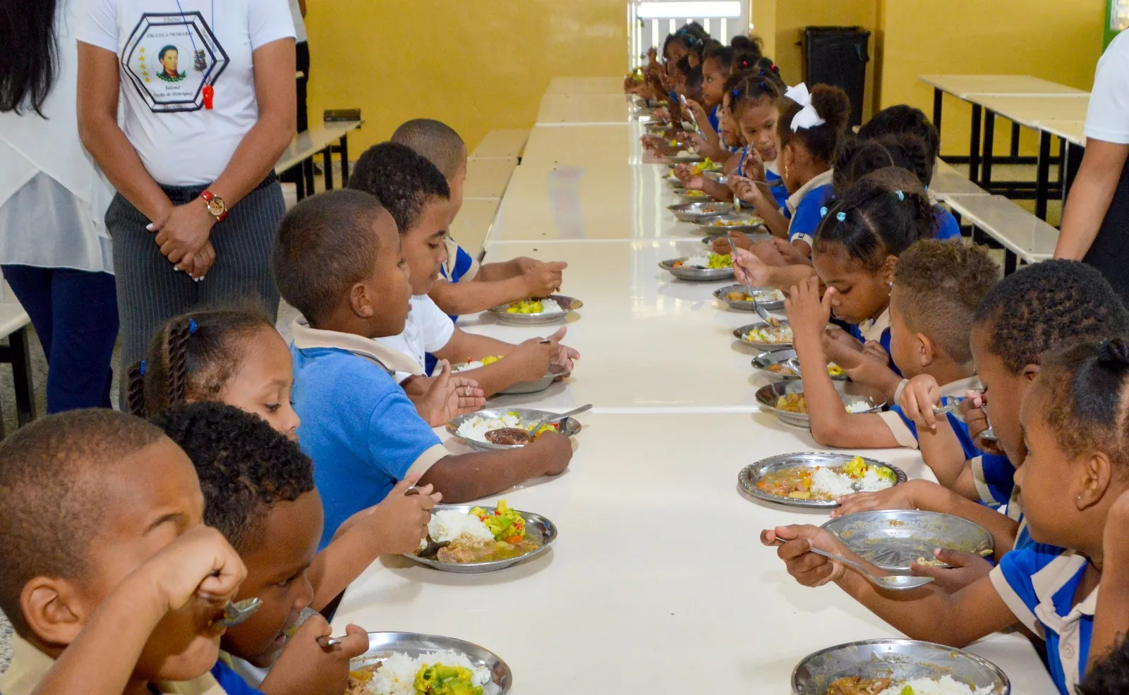 Inabie suspende 14 suplidores desayuno y almuerzo escolar