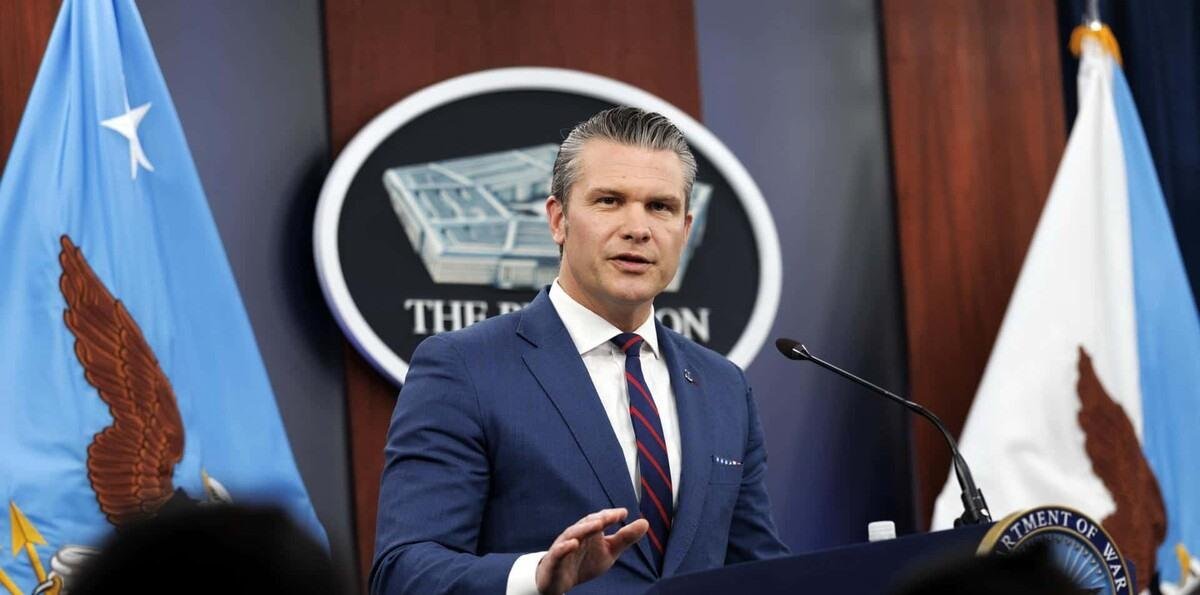 El jefe del Pentágono asegura que EE. UU. le está ganando de "manera contundente" a Irán
