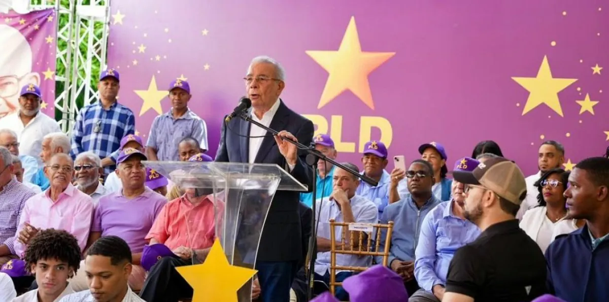 Danilo Medina advierte que la reforma fiscal impactará clase media