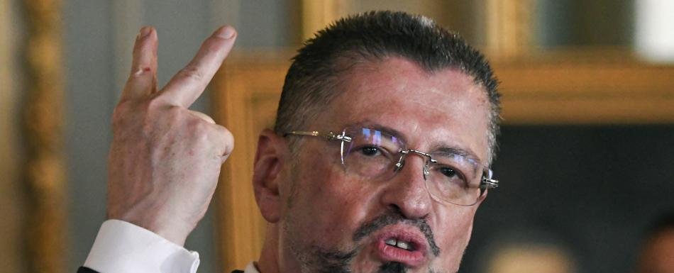 Gobierno de Costa Rica denuncia presunto plan para asesinar al presidente