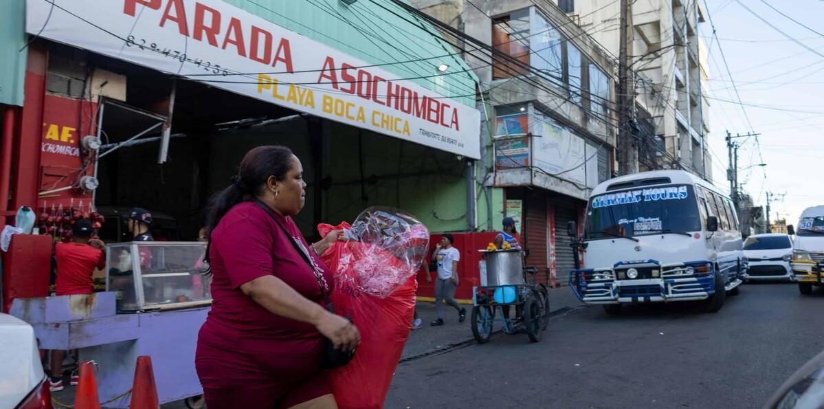 Ventas por San Valentín dinamizan el comercio en la Duarte