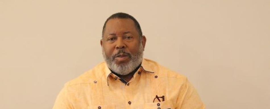 Comerciantes afirman favoritismo del Gobierno en favor de supermercados amenaza su existencia