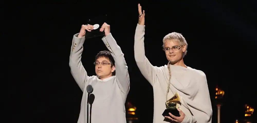 Ca7riel & Paco Amoroso agradecen a los Grammy que les den una "segunda oportunidad"