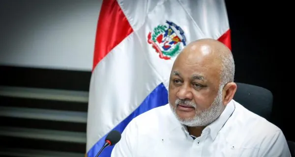 Fulcar consulta a dirigentes sobre candidatura del PRM