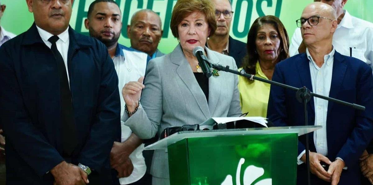 La Fuerza del Pueblo denuncia "deterioro y retroceso" de la educación a pesar de inversiones