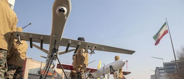 Irán incorpora 1,000 drones a su arsenal en medio de las tensiones con EE. UU.