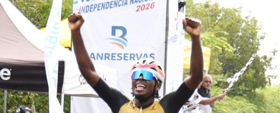 Wilmar Paredes se acerca al título de la Vuelta Ciclística Independencia; Ronald Geran gana quinta etapa