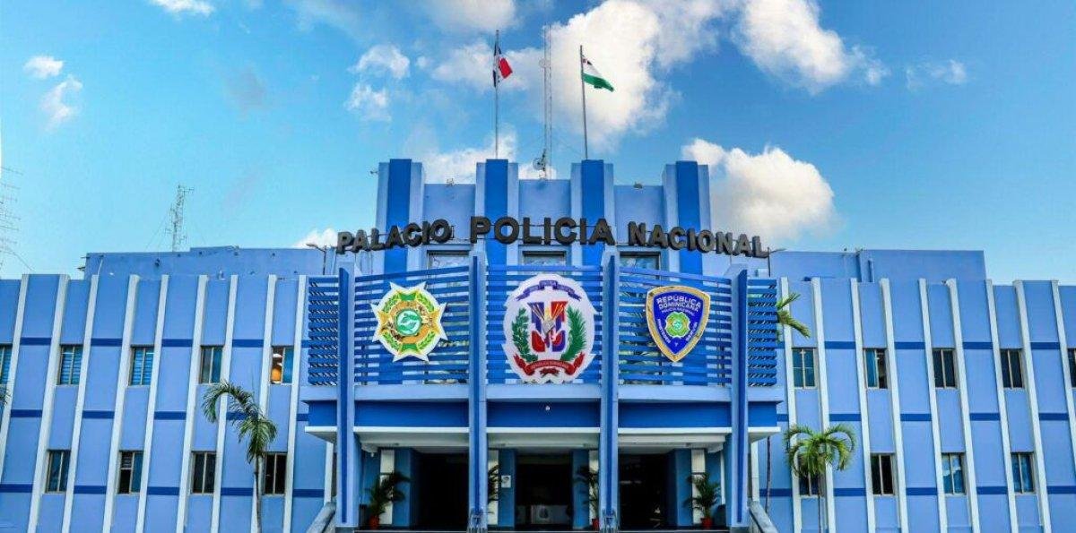 Nuevo director de la Policía dispone más de 30 cambios y designaciones