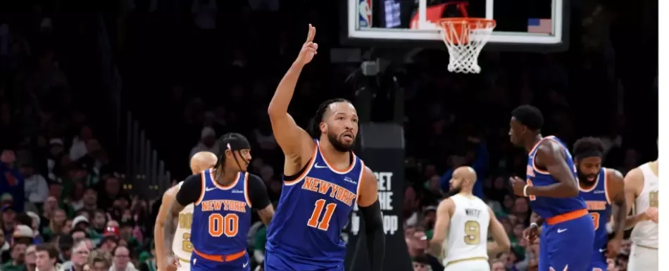 Brunson impulsa victoria de los Knicks ante Celtics con 31 puntos