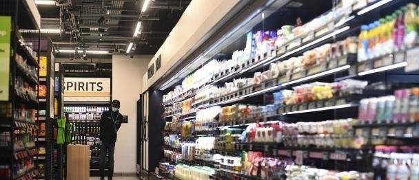 Amazon cierra todas las tiendas de comestibles para potenciar la entrega a domicilio