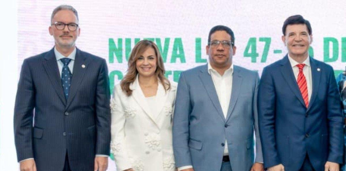 Pimentel resalta rol ley Contrataciones Públicas