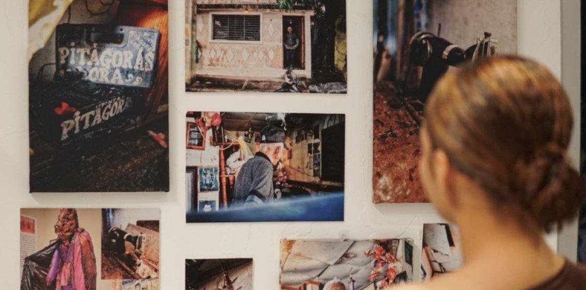 “Los Artesanos Volumen I”, exposición fotográfica y artística