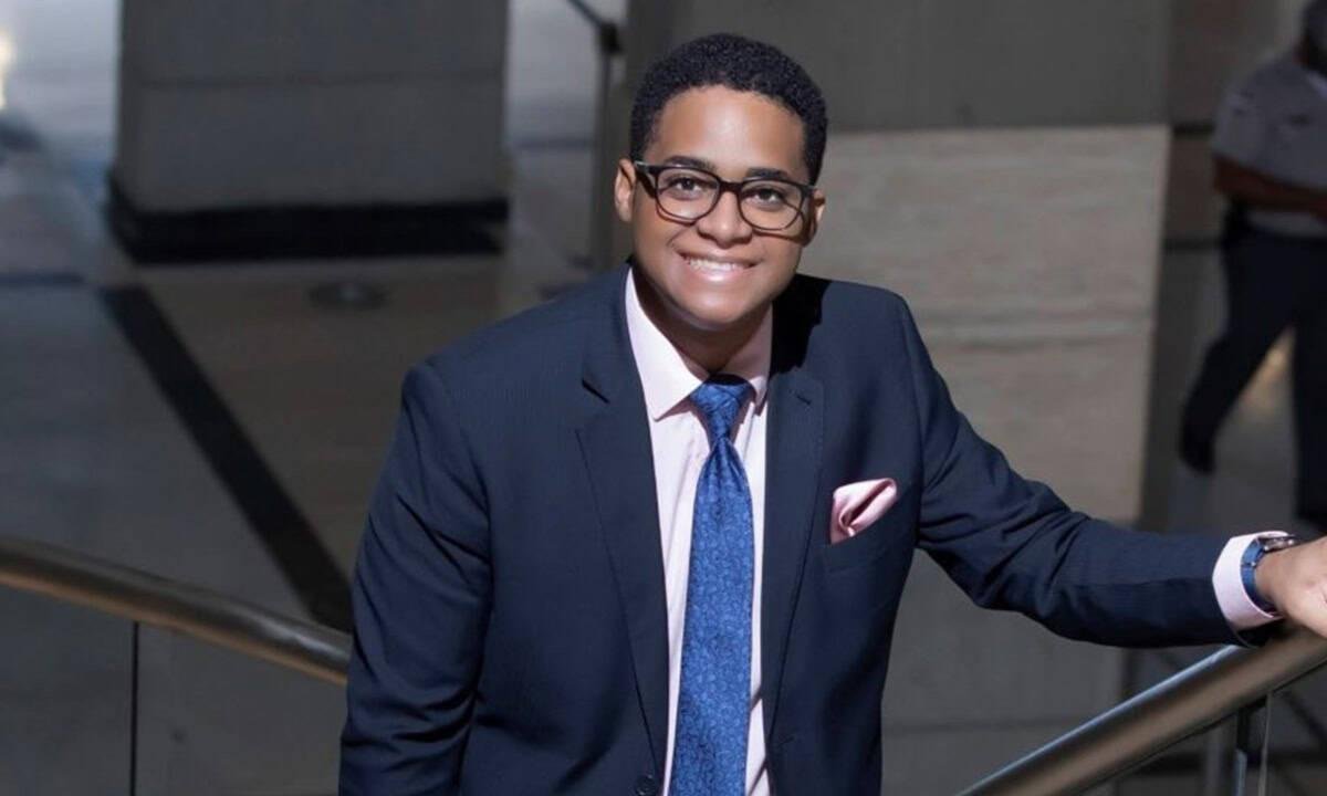 Abinader designa como subconsultor jurídico del Poder Ejecutivo a Félix María Tena