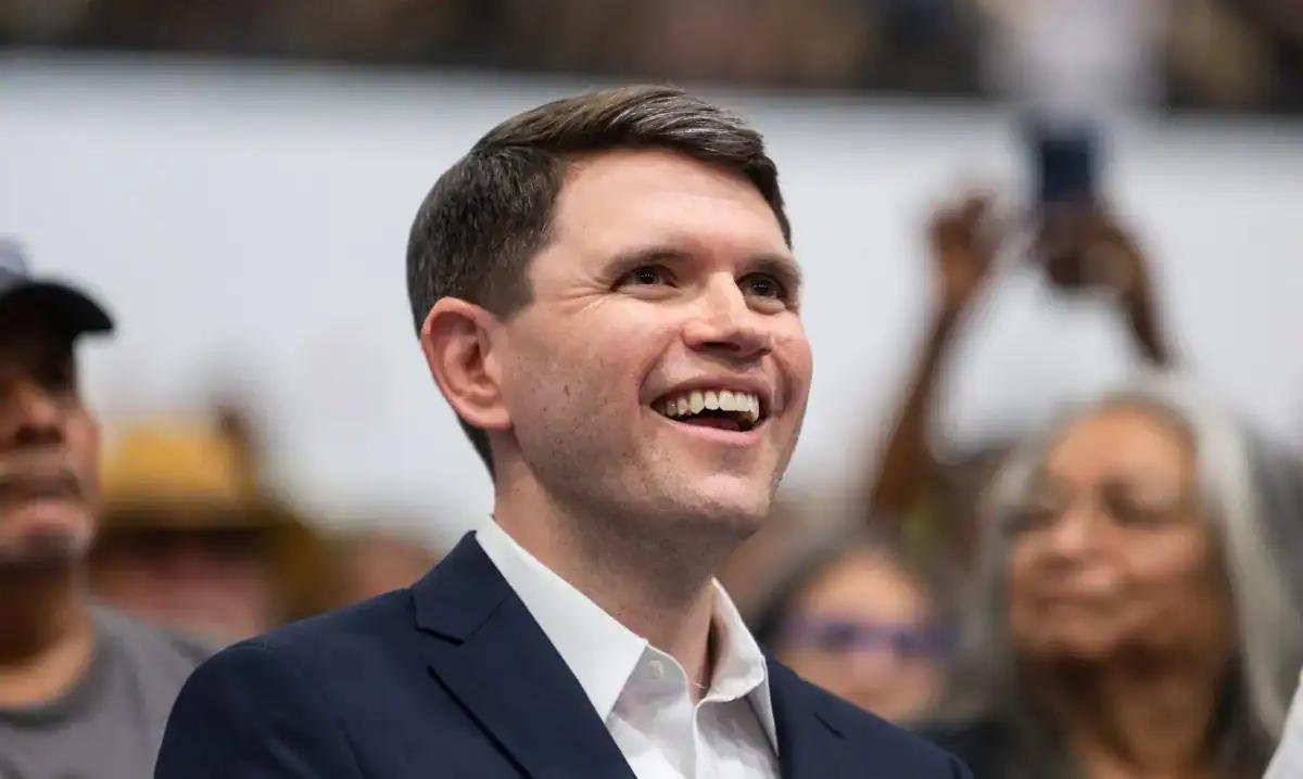 Talarico, el demócrata que busca minar el apoyo republicano en Texas con "amor al prójimo"