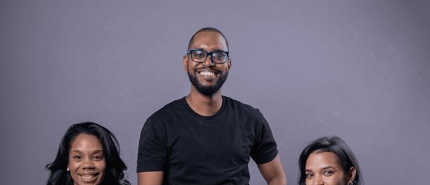 Teatro Trípode estrena "Juegos blindados": una crítica feroz a la burocracia y el poder