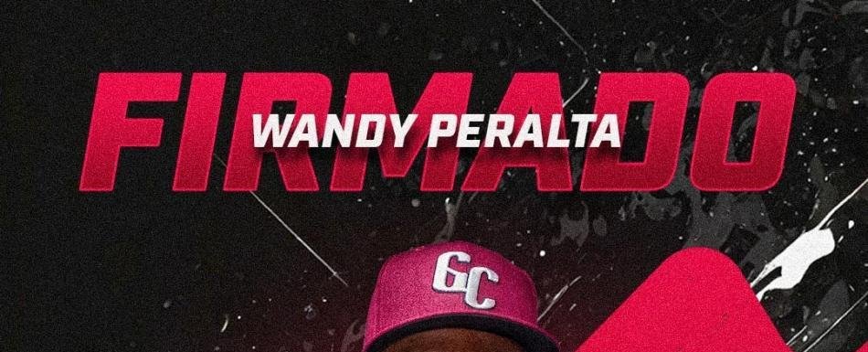 El lanzador Wandy Peralta renueva contrato con los Gigantes del Cibao
