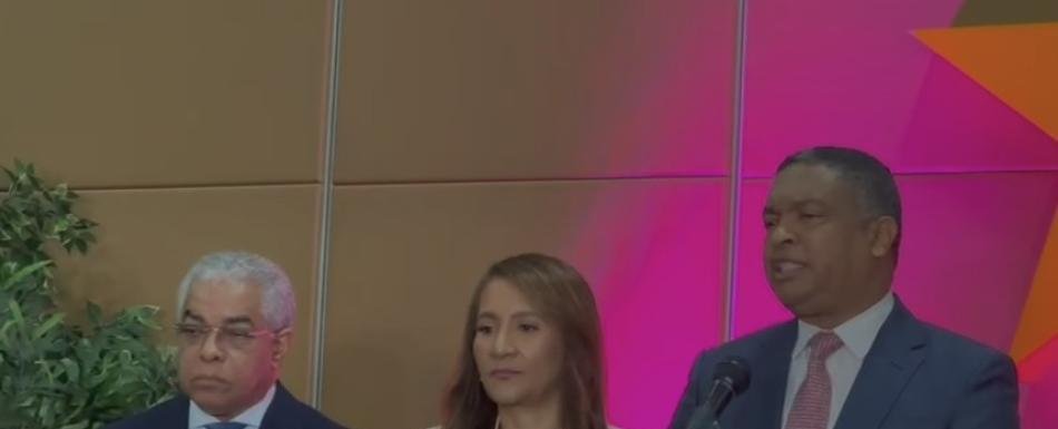 El PLD exige respuestas de Abinader sobre narcotráfico, transparencia y corrupción