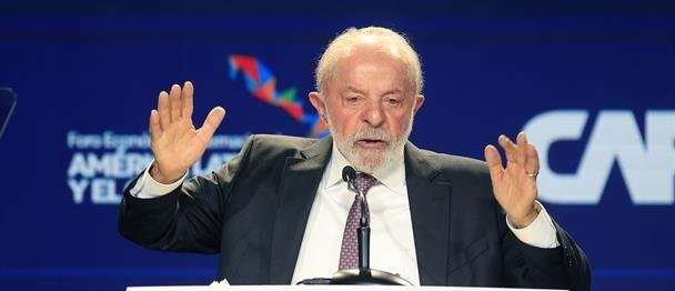 Lula se operará de cataratas este viernes