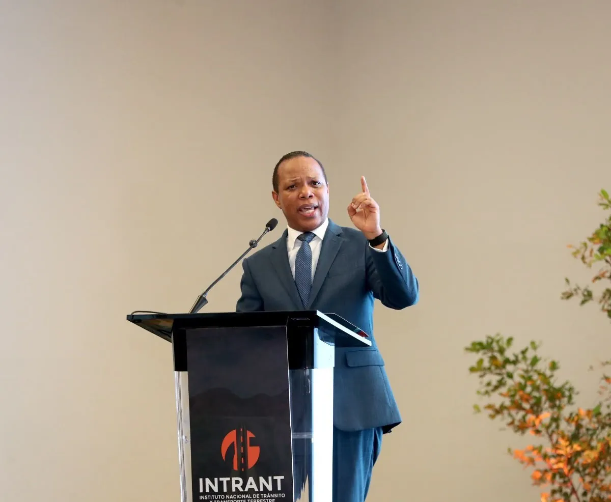 Milton Morrison presenta memorias del Intrant y destaca avances en transparencia, seguridad vial y movilidad