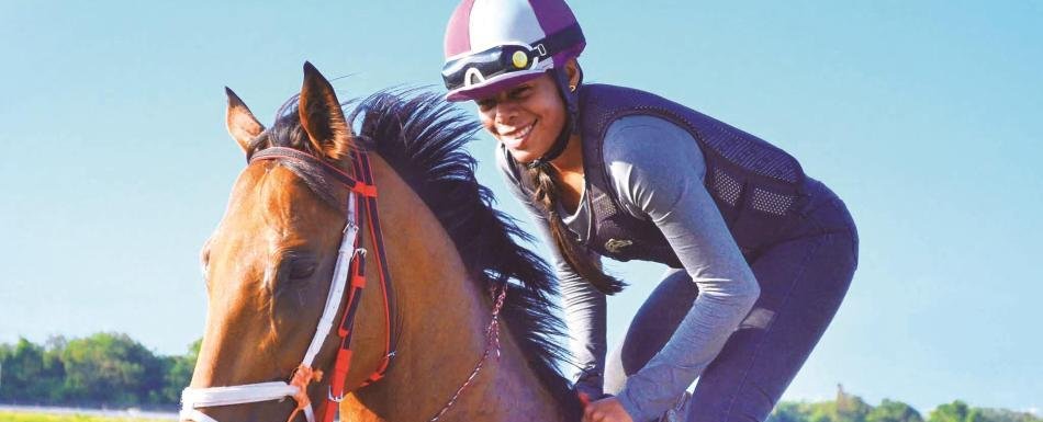 Kitsy Ycaza, una jocketa a contracorriente