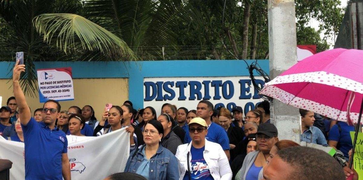 ADP Santiago afirma maestros son víctimas de agresiones por parte de padres y madres de estudiantes
