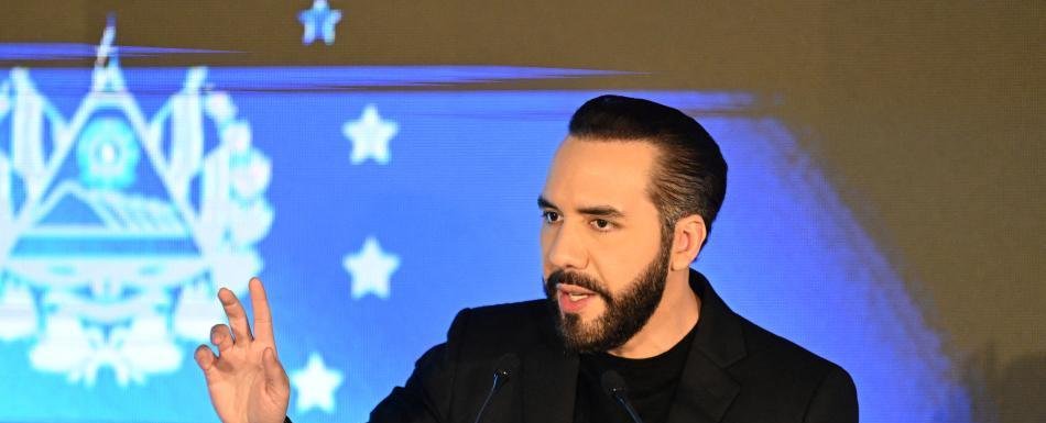 Familiares de encarcelados rechazan juicios masivos en El Salvador