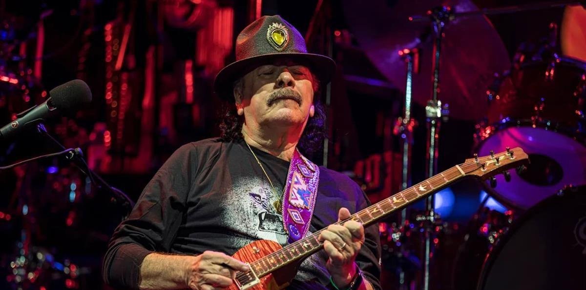 Carlos Santana, Cher y Whitney Houston, entre los homenajeados al Mérito Especial de los Grammy