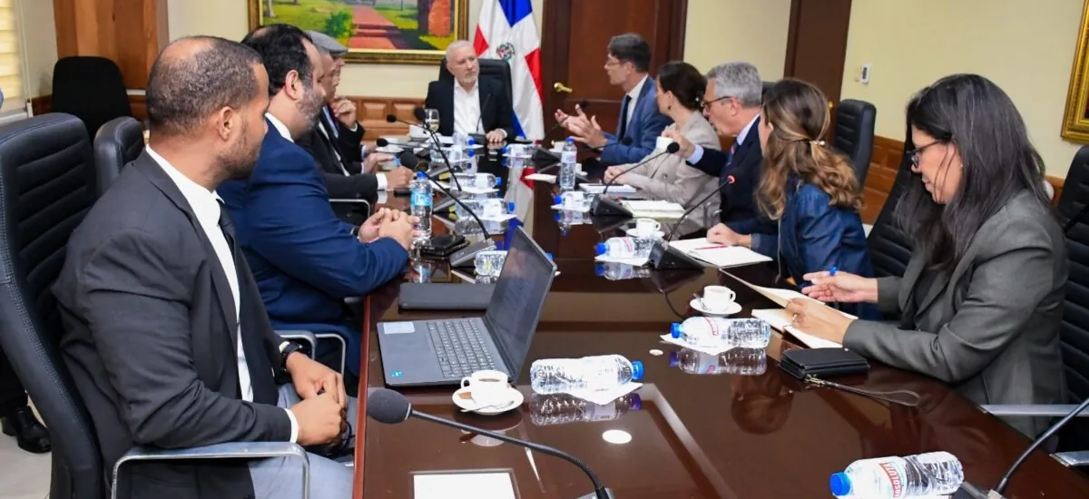 Comisión de Justicia y expertos franceses en Derecho Penal comparten impresiones sobre nuevo Código Penal
