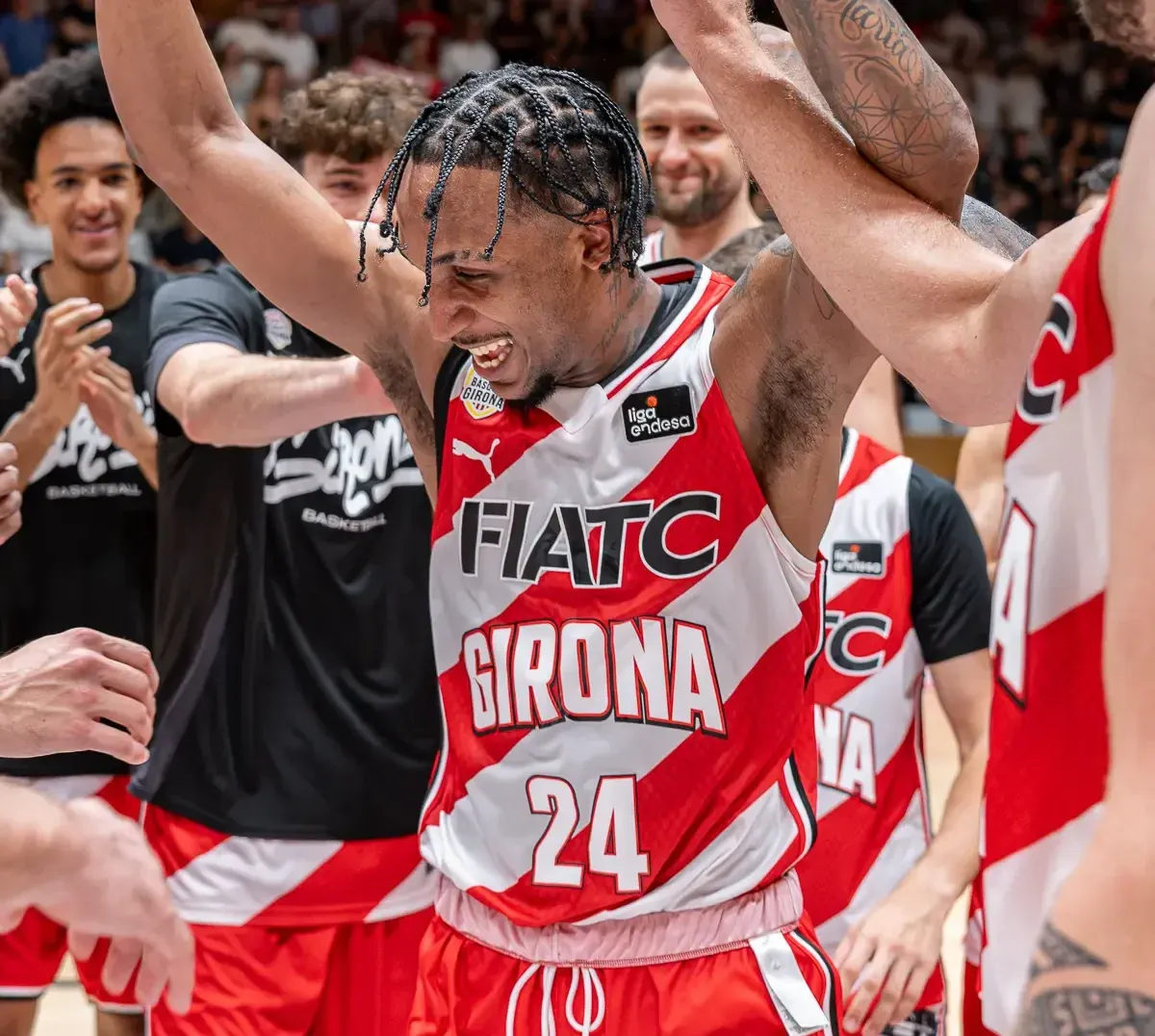 Jassel Pérez conduce al Girona a la victoria en España