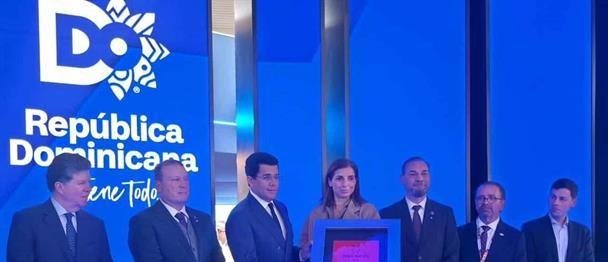 Aderes presenta avances del turismo gastronómico sostenible dominicano en Fitur 2026