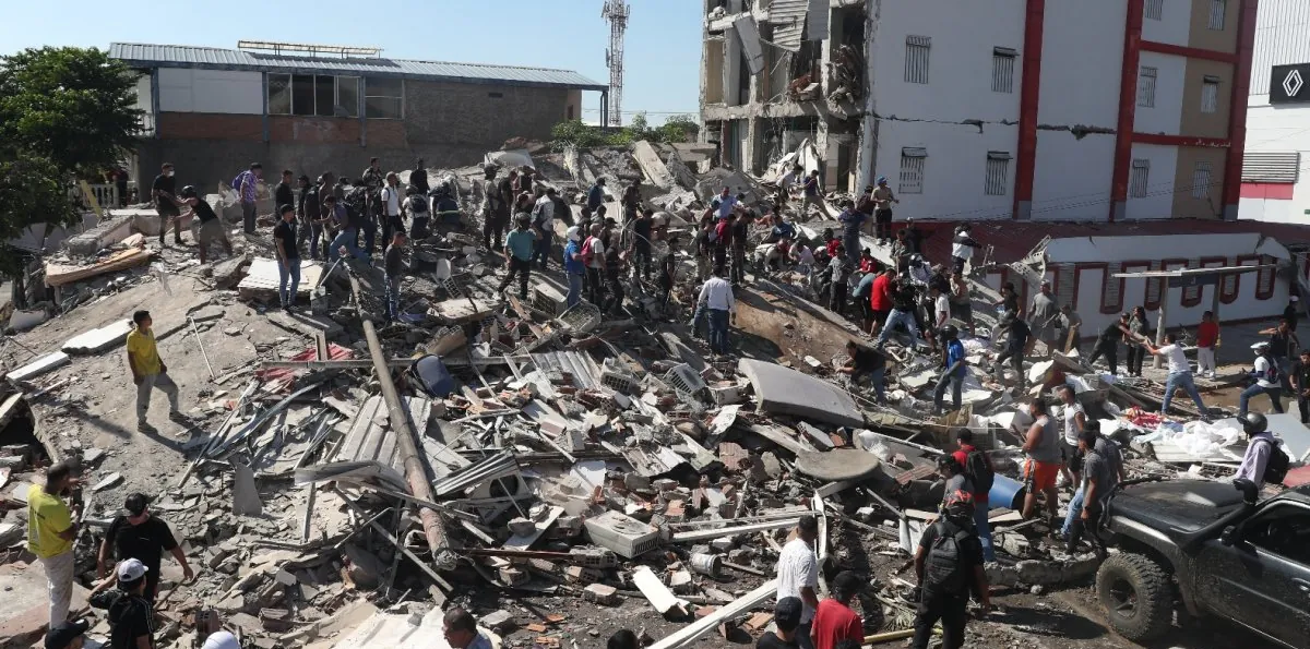 Terremoto de 7.4 deja 132 muertes en Colombia