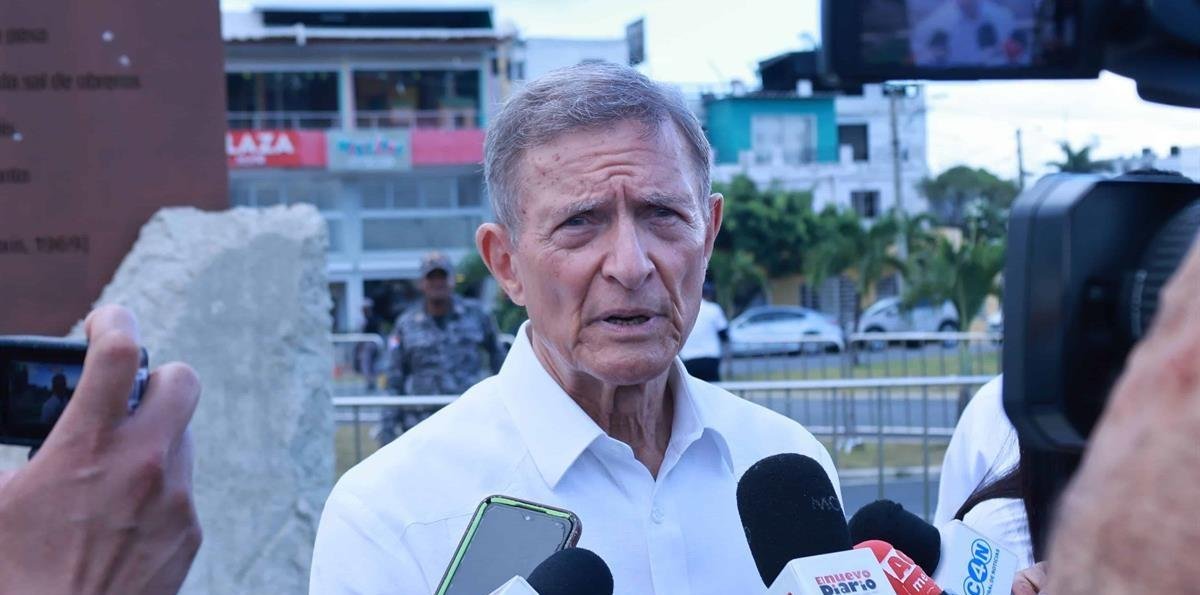 Canciller dice cierre de oficina de la DEA en RD "no guarda relación con el gobierno dominicano"