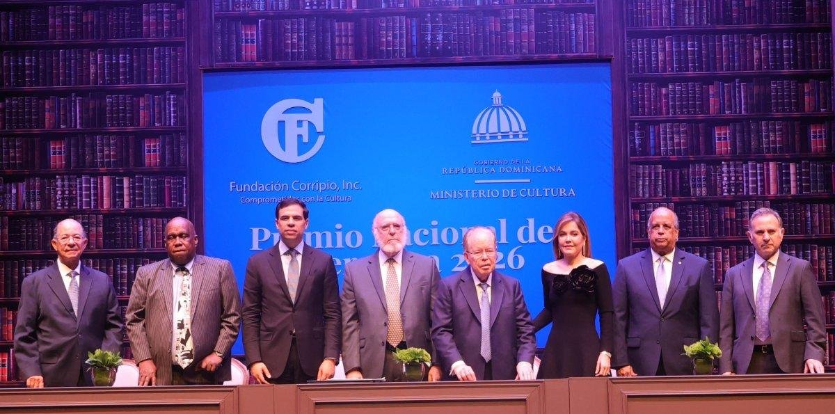 Pedro Vergés recibe Premio Nacional de Literatura 2026