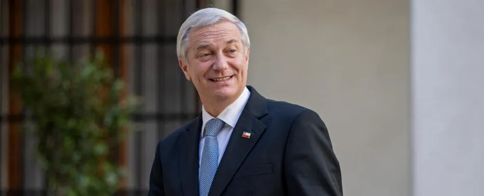 Kast dice en su primer discurso que Chile está "en peores condiciones de lo que pensaba"