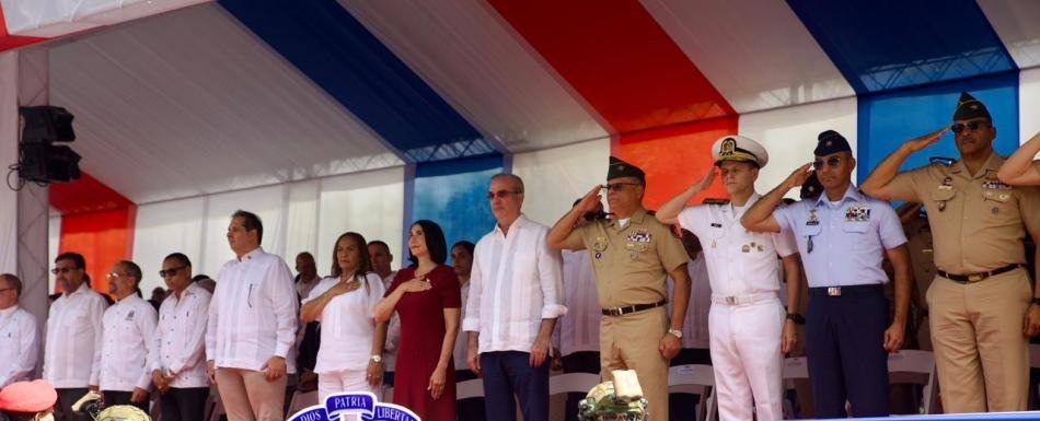 Abinader encabeza actos en honor a Duarte en SFM